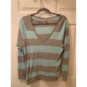 TNA sweater in grey and blue